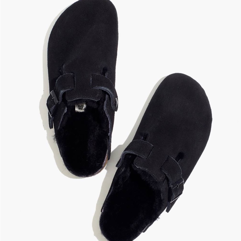 Birkenstock Boston Black Clogs like new only wore a few times. Size 38/7
